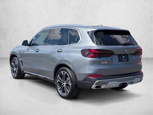 New 2026 BMW X5 xDrive50e AWD/4WD image 6