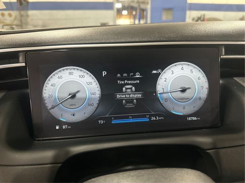 Certified 2024 Hyundai Tucson SEL w/ Convenience Package AWD/4WD image 18