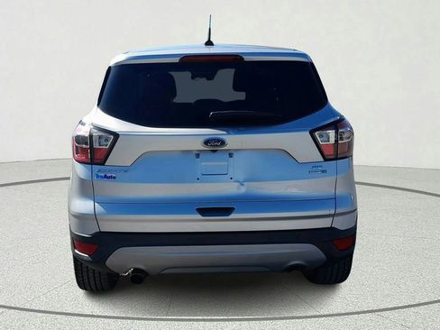 Used 2017 Ford Escape SE AWD/4WD image 5