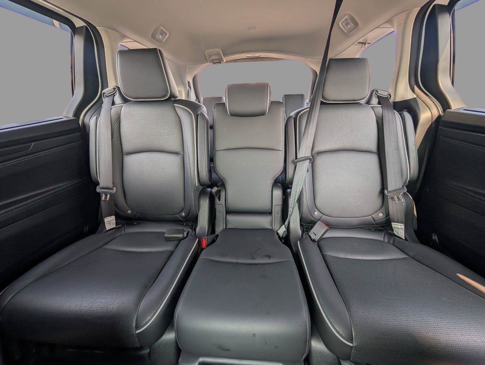 Used 2025 Honda Odyssey Elite image 31