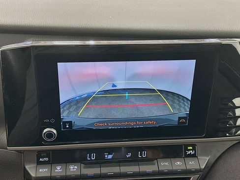 Used 2025 Toyota Camry LE FWD image 22