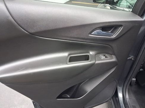 Used 2020 Chevrolet Equinox LT AWD/4WD image 19