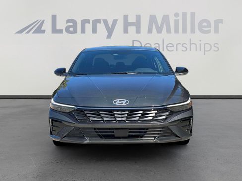 New 2026 Hyundai Elantra SEL Sport Premium FWD image 12