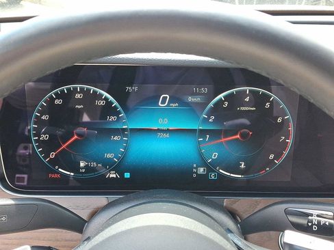 Used 2023 Mercedes-Benz E 350 4MATIC Sedan image 19