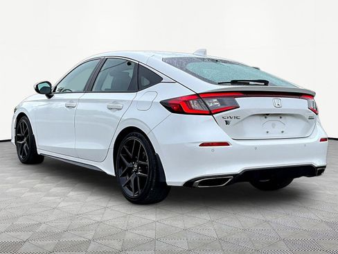 Used 2023 Honda Civic Sport Touring image 4