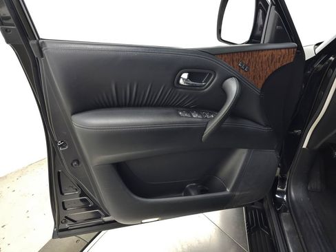 Used 2020 Nissan Armada Platinum w/ Captain's Chairs Package AWD/4WD image 13