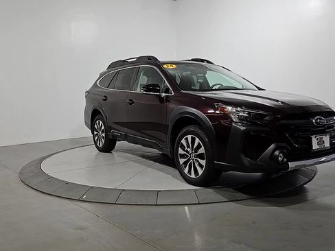 Certified 2024 Subaru Outback Limited AWD/4WD image 9