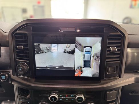 Used 2025 Ford F150 Lariat AWD/4WD image 24