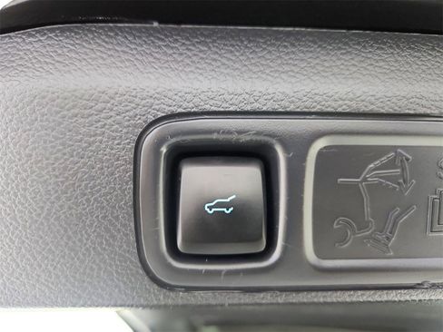 Used 2023 Ford Expedition Limited image 35