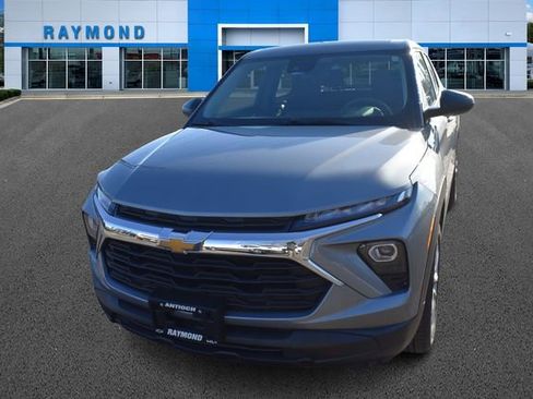 Used 2024 Chevrolet TrailBlazer LS w/ LS Convenience Package image 7