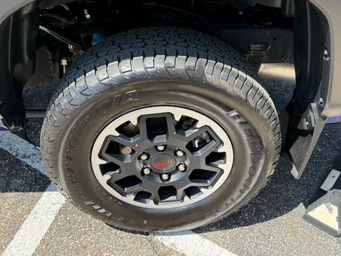 Used 2024 Toyota Tacoma TRD Off-Road w/ TRD Off Road Upgrade Package AWD/4WD image 7