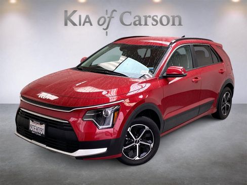 Certified 2025 Kia Niro EX image 1