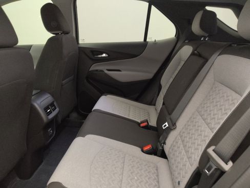 Used 2024 Chevrolet Equinox LS w/ LS Convenience Package FWD image 18