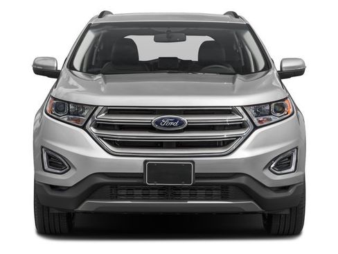 Used 2016 Ford Edge Titanium w/ Equipment Group 302A FWD image 4