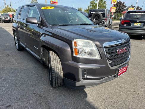 Used 2016 GMC Terrain SLE image 9