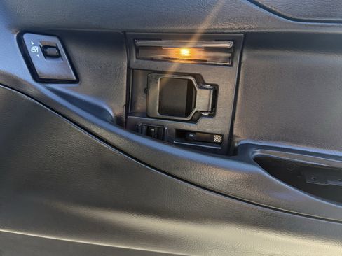 Used 1996 Chevrolet Corvette Convertible image 21