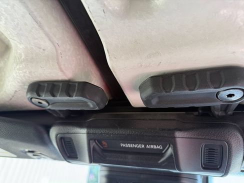 Used 2024 Jeep Wrangler Unlimited AWD/4WD image 47
