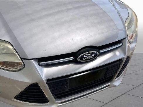 Used 2014 Ford Focus SE FWD image 29