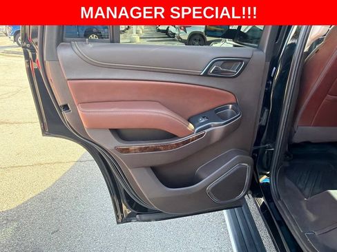 Used 2020 Chevrolet Tahoe Premier w/ 6.2L Performance Package AWD/4WD image 21