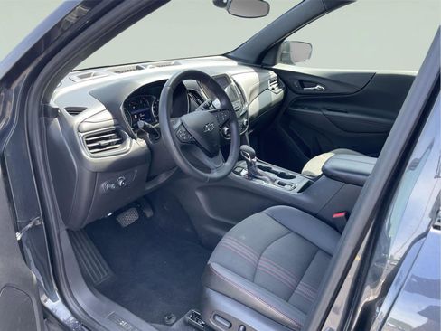 Used 2022 Chevrolet Equinox RS w/ Infotainment Package AWD/4WD image 13