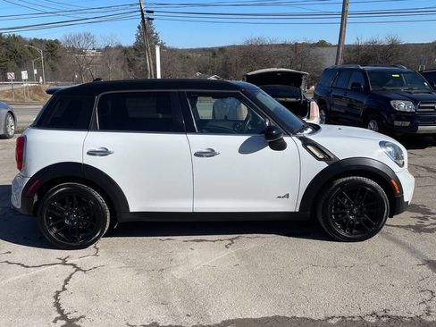 Used 2014 MINI Cooper Countryman S image 2