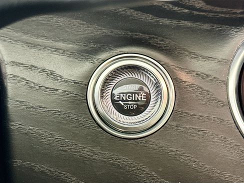 Certified 2018 Mercedes-Benz E 400 4MATIC Sedan image 16