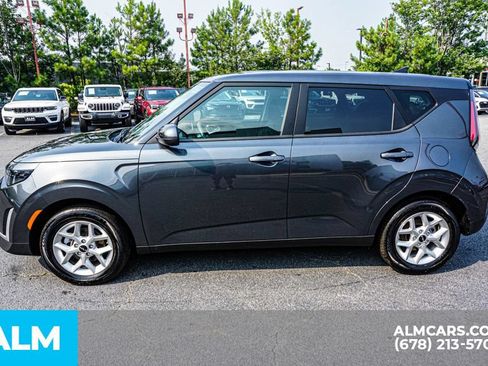 Used 2025 Kia Soul LX w/ LX Technology Package FWD image 6