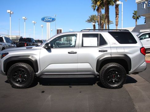 Used 2025 Toyota 4Runner TRD Off-Road Premium w/ Tow Technology Package image 4