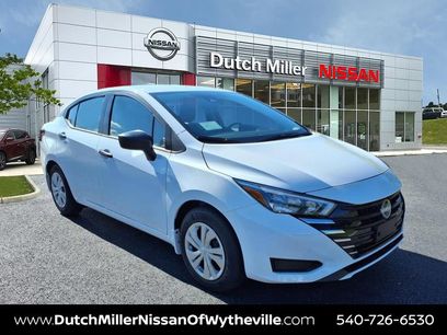 New 2025 Nissan Versa S w/ Trunk Package