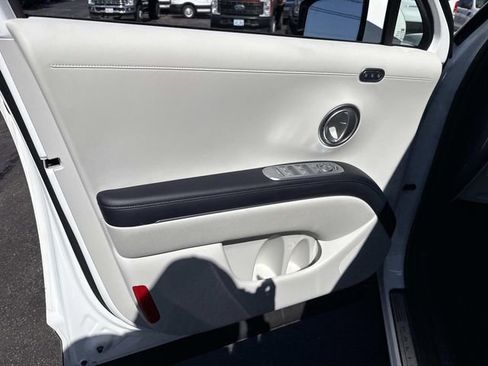 Used 2026 Hyundai Palisade Calligraphy image 21