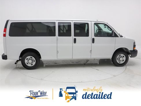 Used 2024 Chevrolet Express 3500 LS image 2