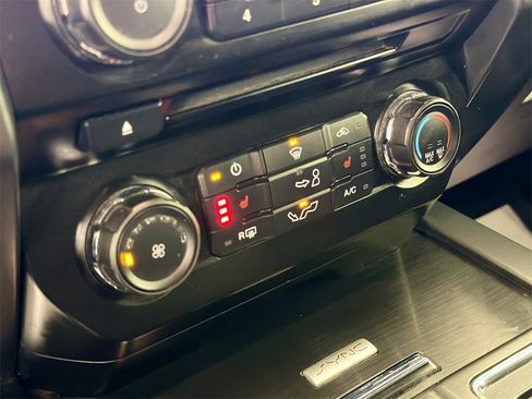 Used 2018 Ford F150 XLT w/ Equipment Group 302A Luxury image 16