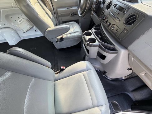 Used 2013 Ford E-350 and Econoline 350 Extended Super Duty w/ PWR Group image 14