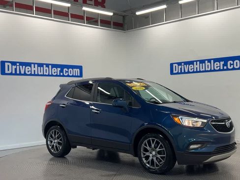 Used 2020 Buick Encore Sport Touring FWD image 4