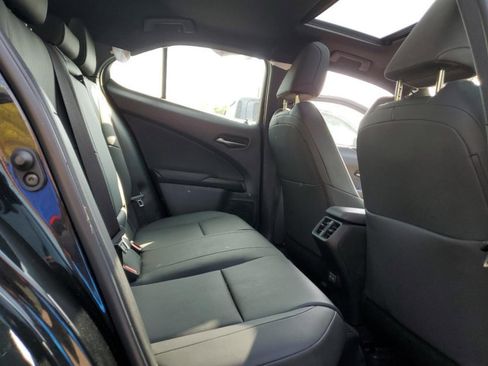 Used 2024 Lexus UX 250h FWD w/ Premium Package image 9