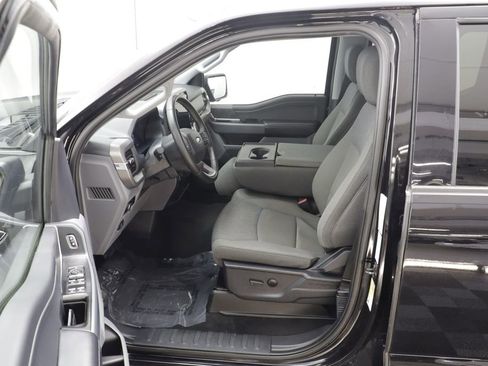 Used 2024 Ford F150 XLT image 7