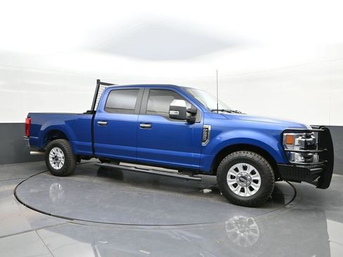 Certified 2022 Ford F250 XL w/ STX Appearance Package image 17