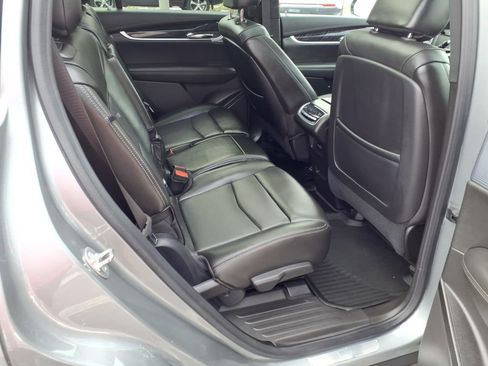 Used 2024 Cadillac XT6 Premium Luxury w/ LPO, Floor Liner Package FWD image 29