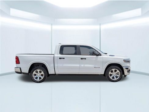 Used 2025 RAM 1500 Big Horn AWD/4WD image 7