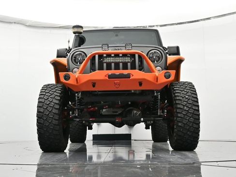 Used 2015 Jeep Wrangler Unlimited Sport w/ Connectivity Group image 40