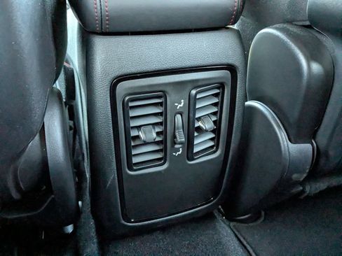 Used 2024 Dodge Durango R/T image 17