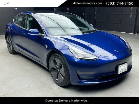 Used 2018 Tesla Model 3 Long Range image 9