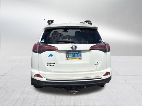 Used 2018 Toyota RAV4 LE w/ All Weather Liner Package AWD/4WD image 6