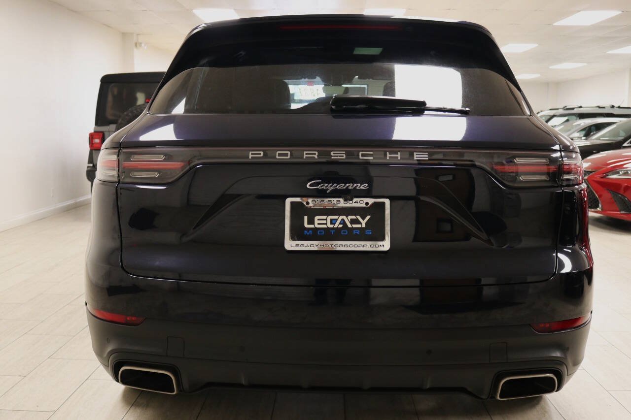Used 2020 Porsche Cayenne Turbo AWD/4WD image 6
