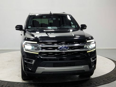 Used 2024 Ford Expedition Limited image 2