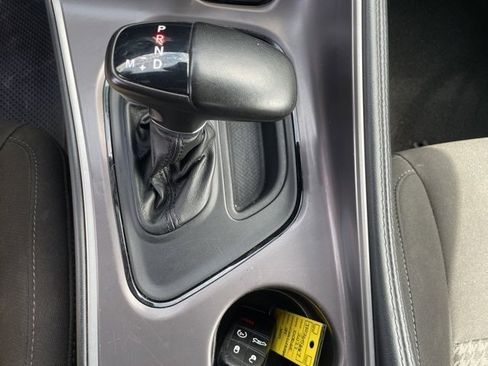 Used 2022 Dodge Challenger GT image 20