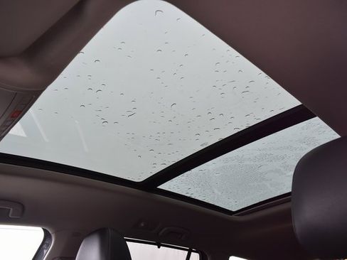 Used 2019 Volkswagen Atlas SEL image 35