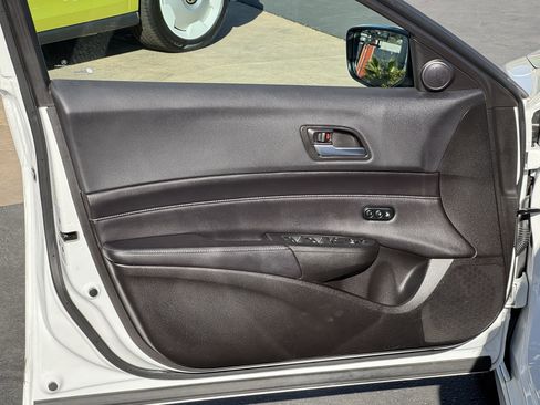 Used 2022 Acura ILX w/Technology/A-SPEC Package image 14