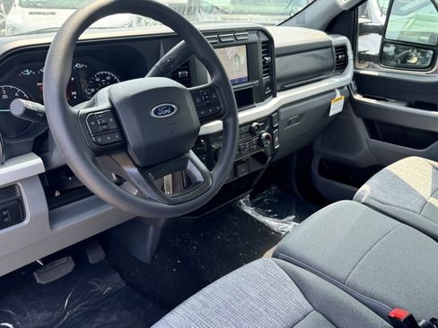 New 2024 Ford F550 4x4 Regular Cab Super Duty w/ XLT Value Package image 24