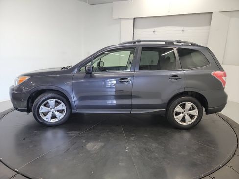 Used 2016 Subaru Forester 2.5i Premium AWD/4WD image 4
